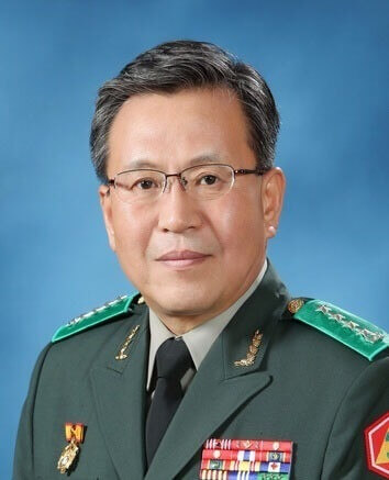 김현집